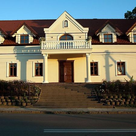 Pokoje Goscinne W Ratuszu Ogrodzieniec Buitenkant foto